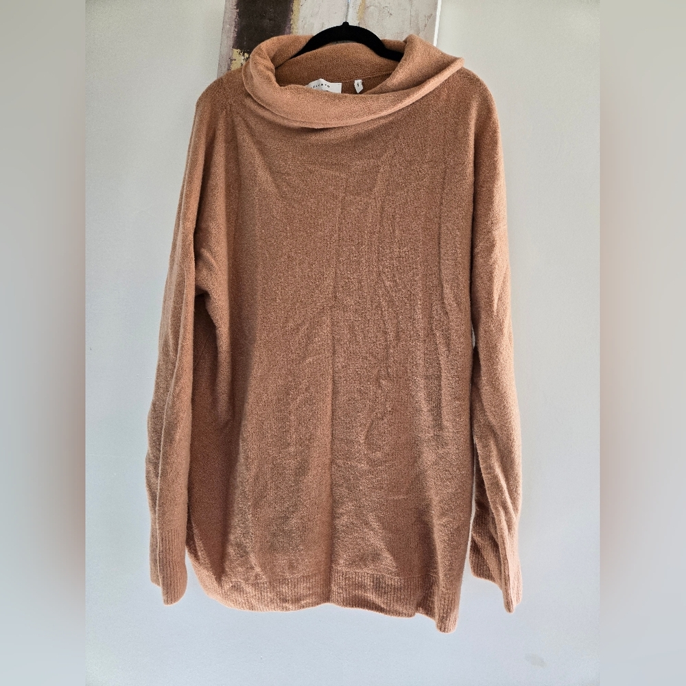 Lark & RO Sweater